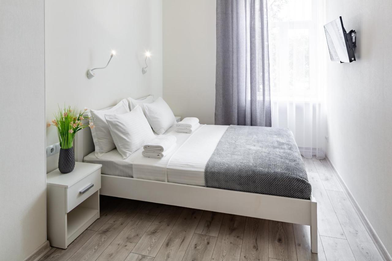 Alfa Apartments Kulisha 40 Lviv Buitenkant foto