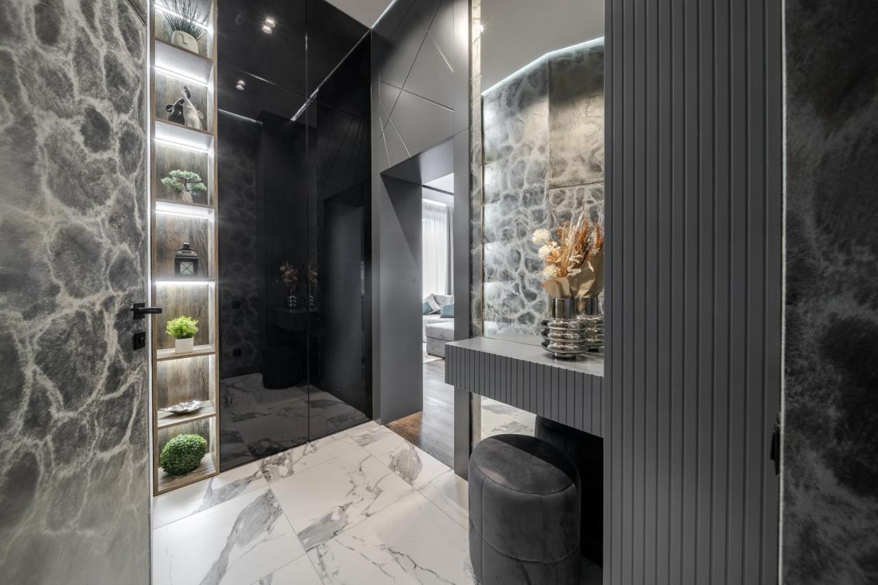 Alfa Apartments Kulisha 40 Lviv Buitenkant foto