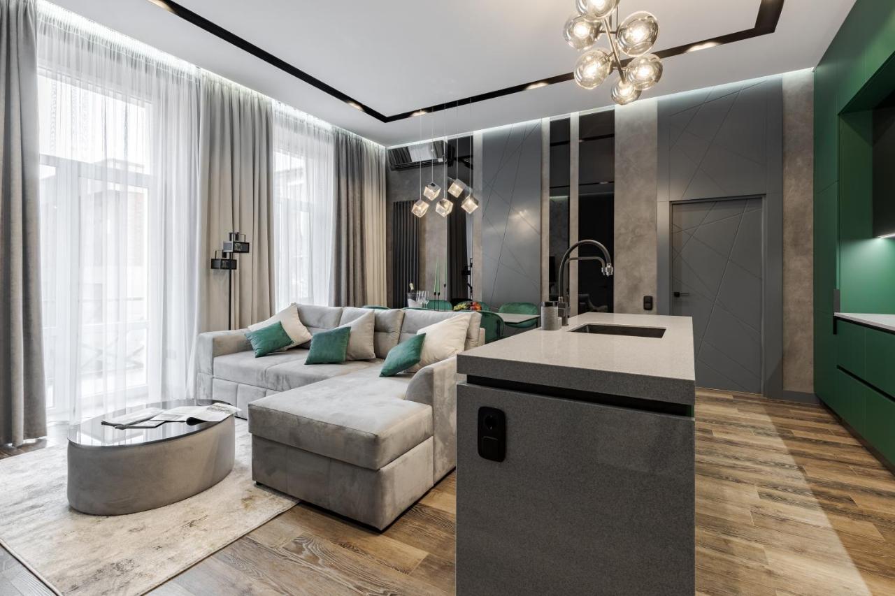 Alfa Apartments Kulisha 40 Lviv Buitenkant foto