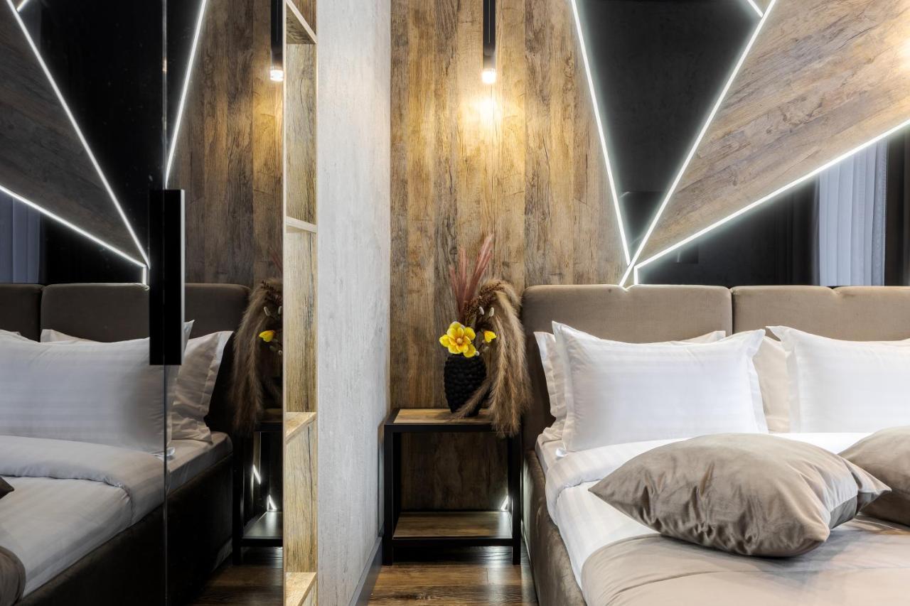 Alfa Apartments Kulisha 40 Lviv Buitenkant foto