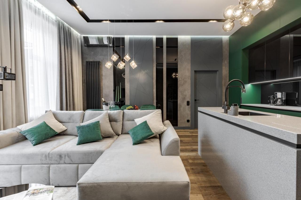Alfa Apartments Kulisha 40 Lviv Buitenkant foto
